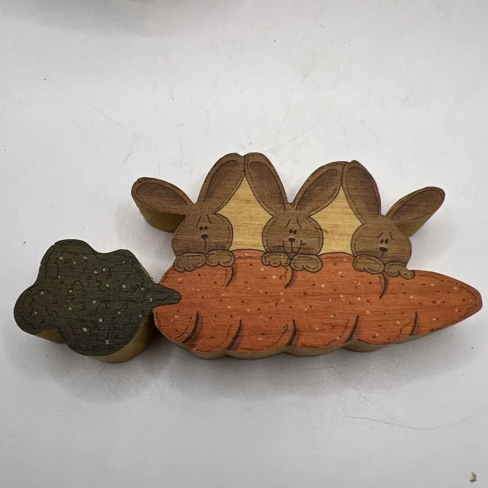 Hand‎ Painted Wooden Home Decor - 4 Easter, 1 Halloween, 1 Best Friends, 1 Bunny